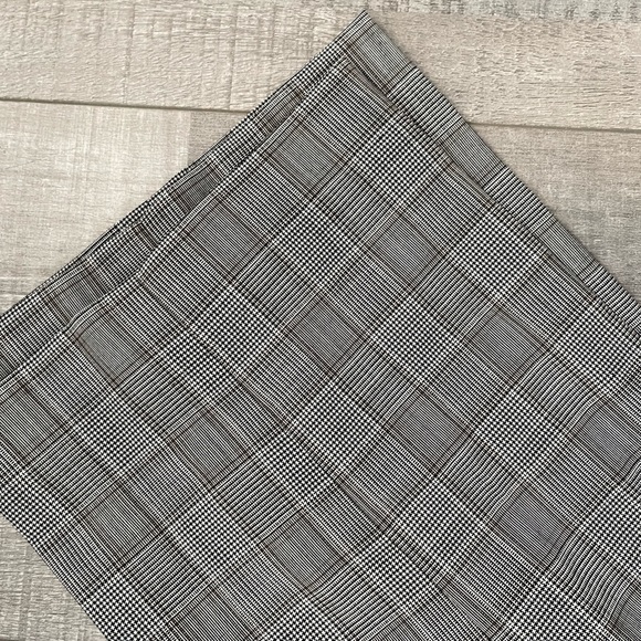 TALLIA Black and White Plaid Pants - Picture 2 of 7